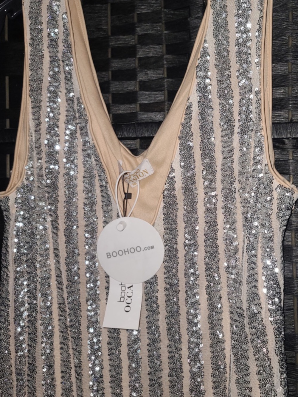 BooHoo Occassion scoop back embellished dress size 18 NWT - Picture 5 of 6